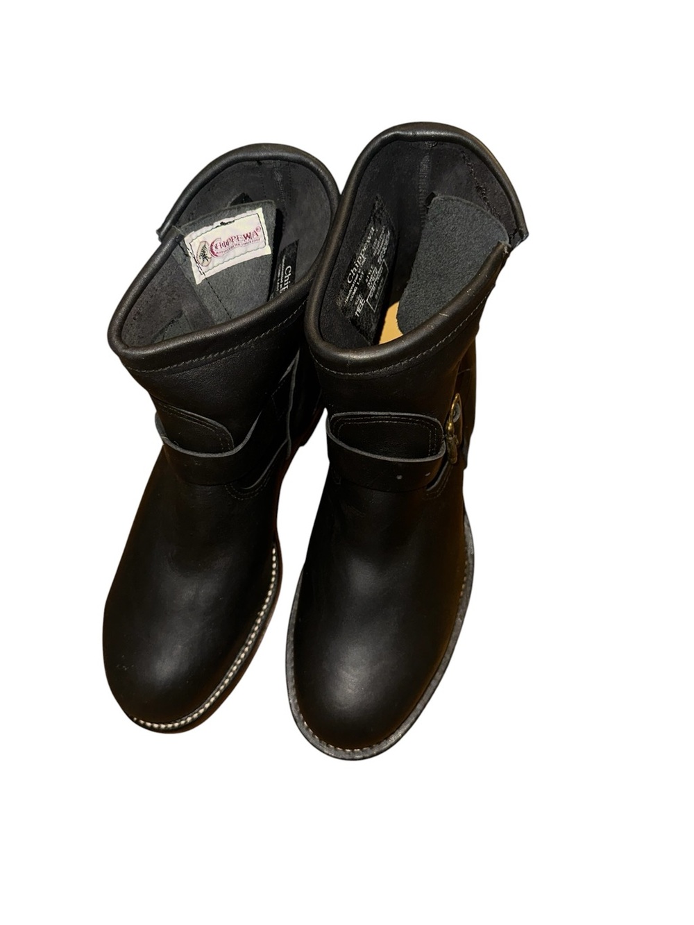 New with tags 11 E Chippewa Men’s Black Leather Engineer Boots with Buckle